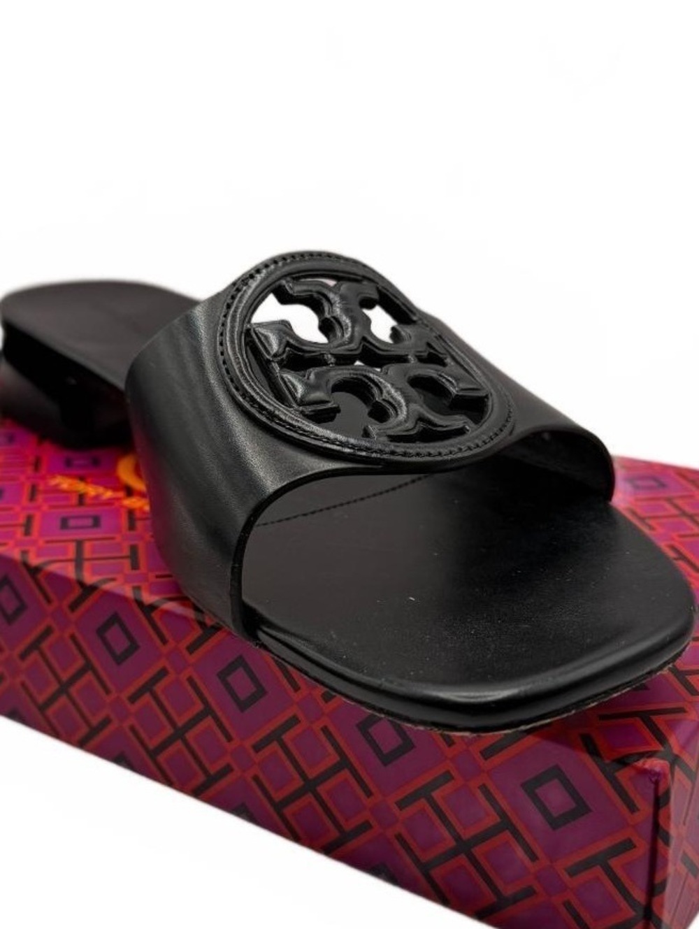 Tory Burch Bombe Miller Slide Calf Leather in Perfect Black — Size 10 - Picture 7 of 8